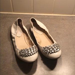 Nine west flats with jewels